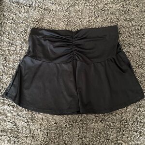 Black tennis skirt